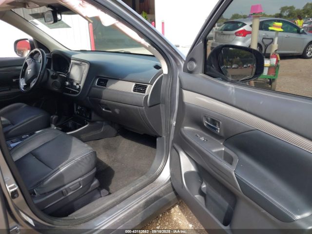 2020 MITSUBISHI OUTLANDER JA4AZ3A39LZ018592 Photo 4