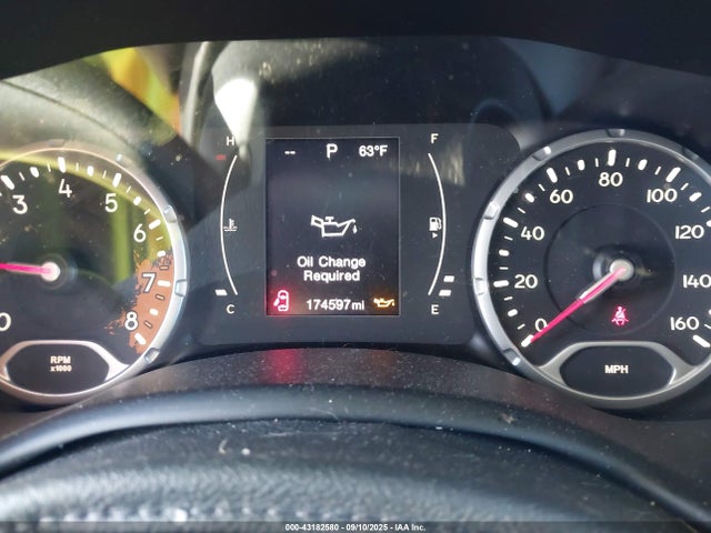 ZACCJABT1FPB80163 Jeep Renegade