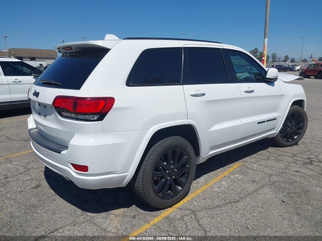 1C4RJEAG9JC493867 Jeep 2018