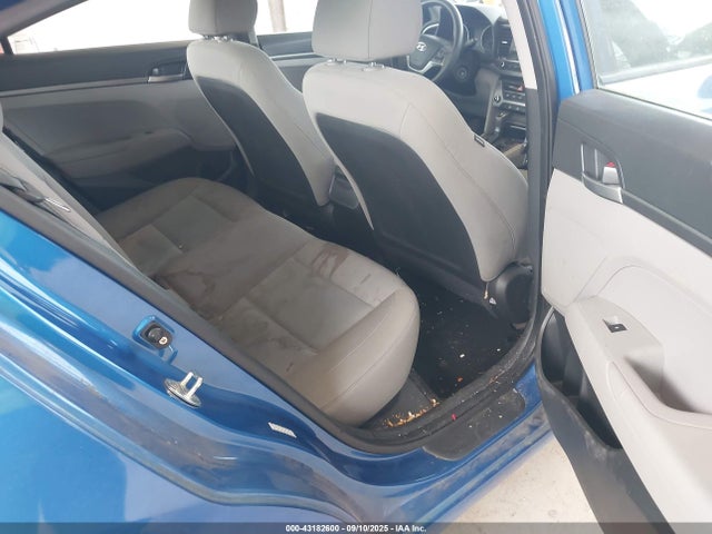Hyundai Elantra 2017 KMHD74LF5HU382997 Image 8