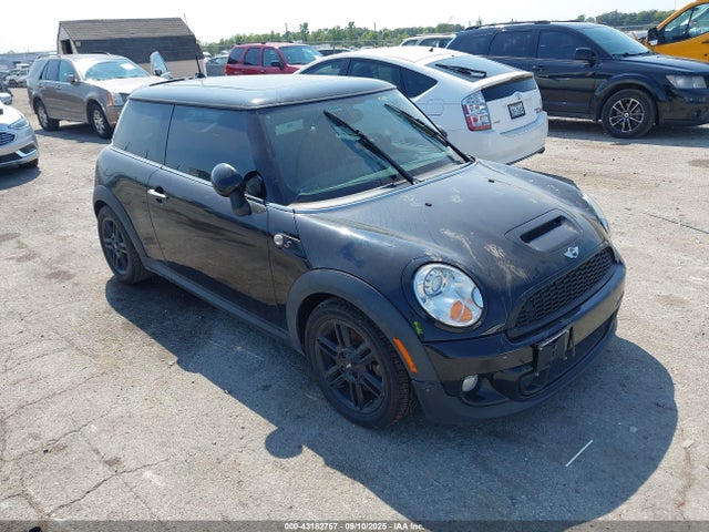 2012 MINI COOPER S WMWSV3C50CTY28536 Photo 0