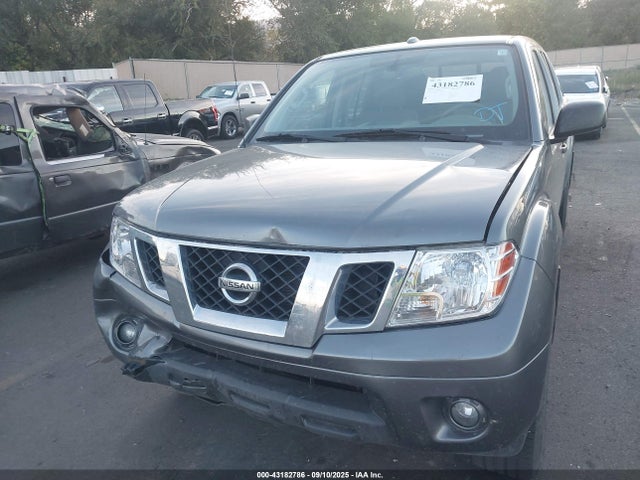 1N6AD0FV0GN760547 Nissan 2016