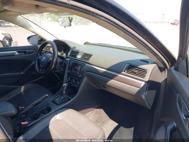 1VWAT7A34GC051844 Volkswagen 1.8t