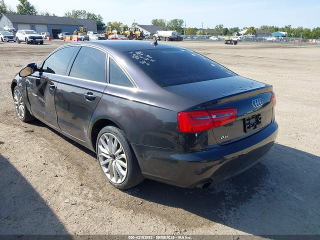 2014 AUDI A6 WAUGFAFC7EN062894 Photo 2