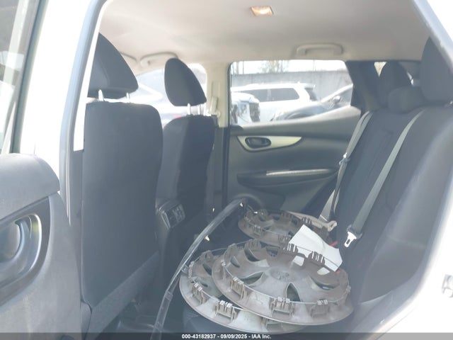 JN1BJ1CP4KW216067 Nissan 2019
