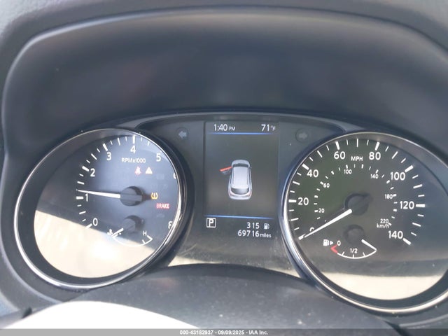 JN1BJ1CP4KW216067 Nissan 2019