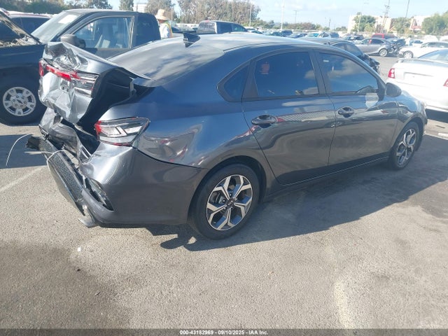 KIA mpi nu 2021 3KPF24AD6ME376325 Image 4