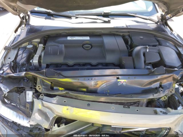 2011 VOLVO XC70 YV4940BZ1B1101582 Photo 9