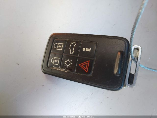 2011 VOLVO XC70 YV4940BZ1B1101582 Photo 10