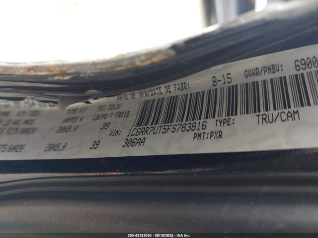 2015 RAM 1500 1C6RR7UT5FS783816 Photo 8
