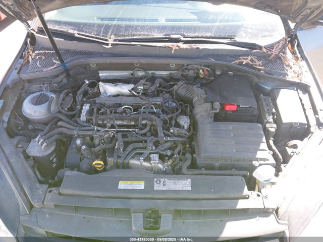 Volkswagen 2015 2015 3VW2A7AU1FM047377 Image 10