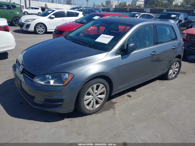 Volkswagen 2015 2015 3VW2A7AU1FM047377 Image 2