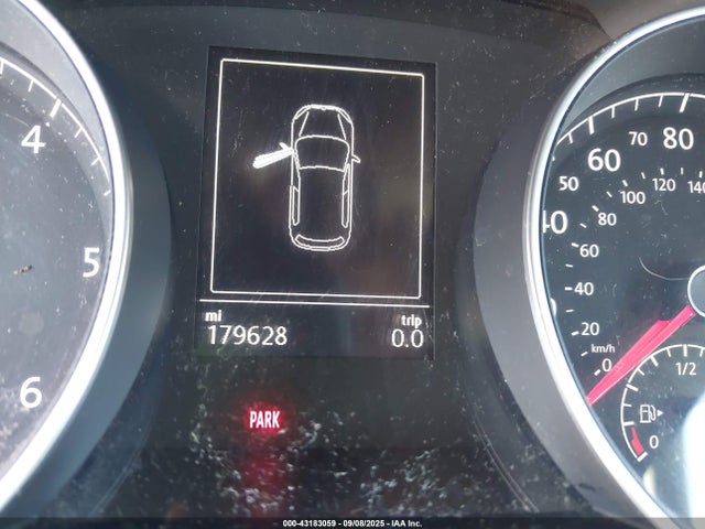 Volkswagen 2015 2015 3VW2A7AU1FM047377 Image 7