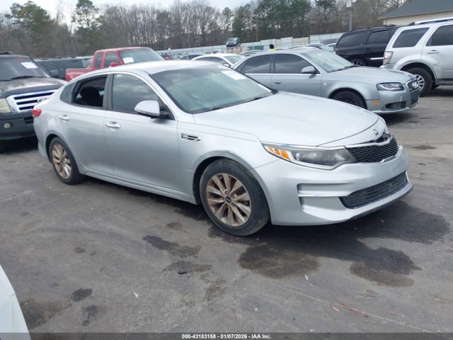 Auction sale of the 2018 Kia Optima Lx, vin: 5XXGT4L30JG253192, lot number: 43183158