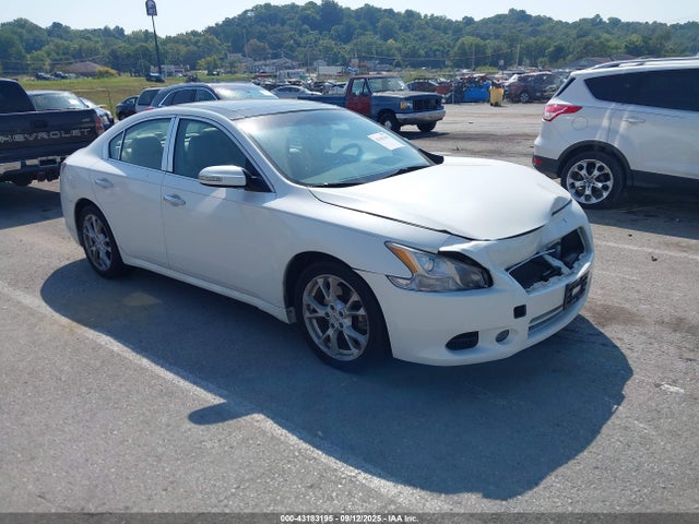 Nissan 2014 2014 1N4AA5AP4EC443094 Image 1