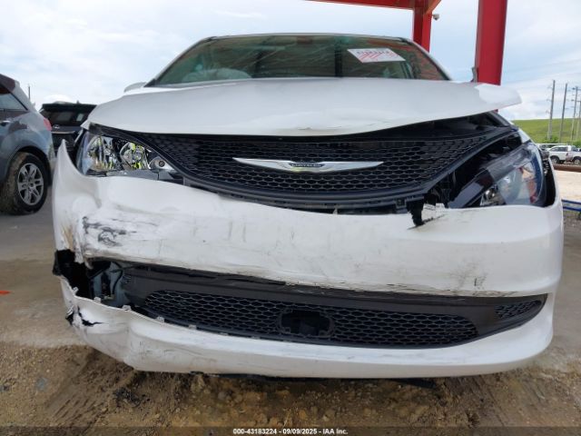 2022 CHRYSLER VOYAGER 2C4RC1CG9NR223096 Photo 5