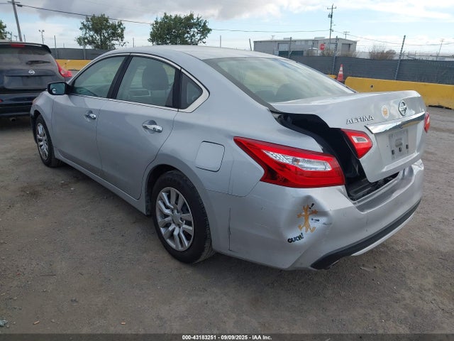 1N4AL3AP5HN305748 Nissan Altima 2.5/2.5 S/2.5 Sl/2.5 Sr/2.5 Sv