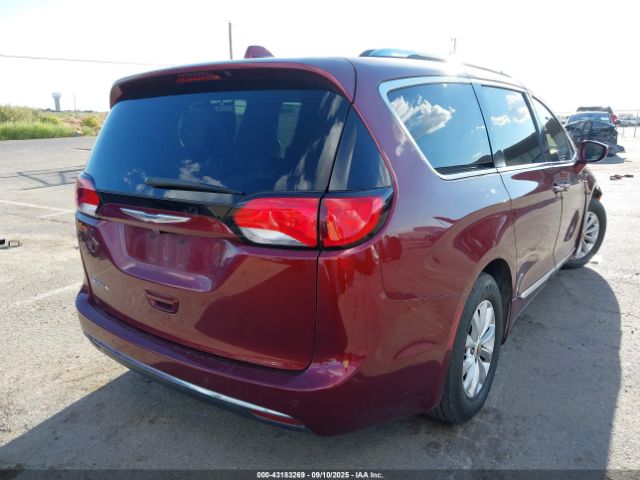 2018 CHRYSLER PACIFICA 2C4RC1BG1JR119830 Photo 3