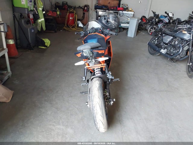 KTM Rc 2022 MD2JYJ40XNC215463 Image 6