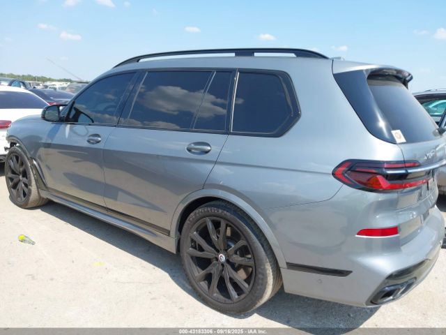2023 BMW X7 5UX33EM09P9N85404 Photo 2