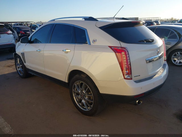 2015 CADILLAC SRX 3GYFNDE35FS572604 Photo 2