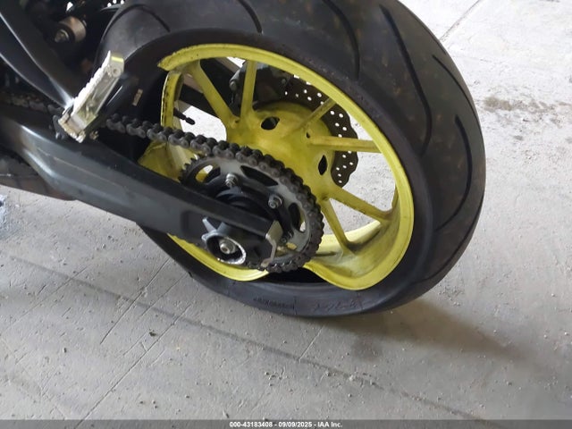Yamaha FZ07 2016 JYARM06E7GA010958 Image 14