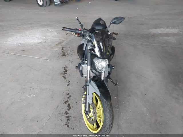 Yamaha FZ07 2016 JYARM06E7GA010958 Image 5
