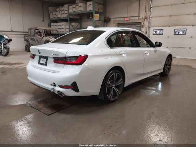 2022 BMW 330I 3MW5R7J0XN8C68017 Photo 3