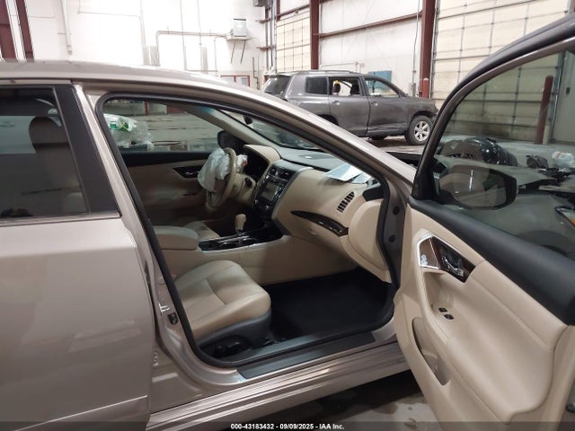1N4AL3APXFC588219 Nissan 2015