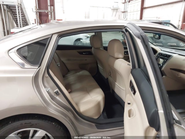 1N4AL3APXFC588219 Nissan 2015