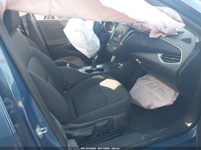 1G1ZD5ST0SF148688 Chevrolet lfv