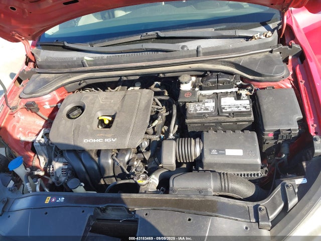 5NPD74LFXHH121167 Hyundai Elantra