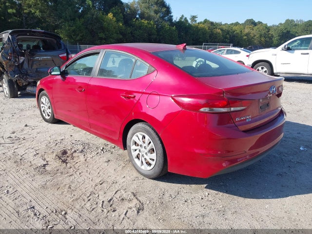 5NPD74LFXHH121167 Hyundai Elantra