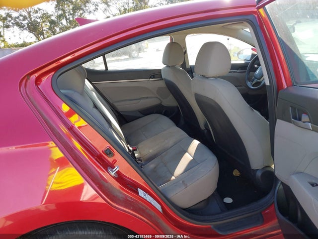 5NPD74LFXHH121167 Hyundai Elantra