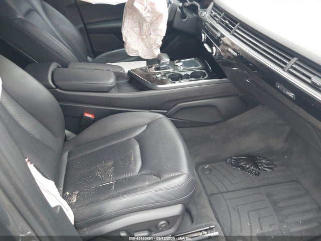 2017 AUDI Q7 WA1LAAF71HD024777 Photo 4