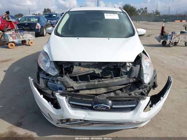1FADP5AU1GL116818 Ford 2016