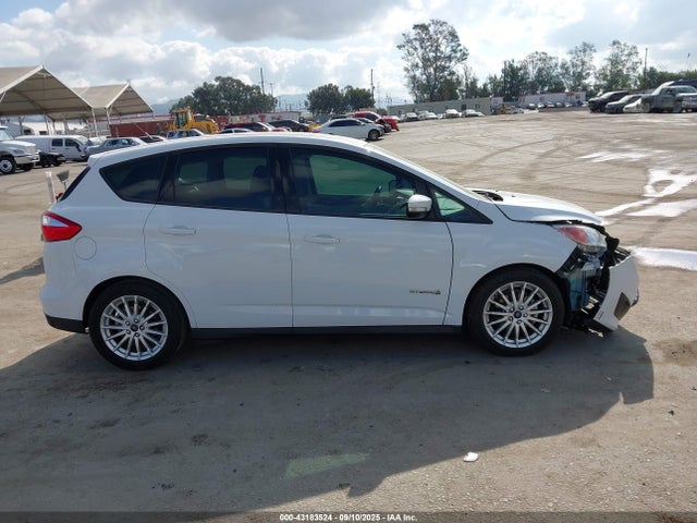1FADP5AU1GL116818 Ford 2016