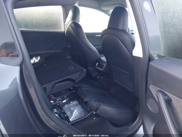 2024 TESLA MODEL Y 7SAYGDED6RF132568 Photo 7