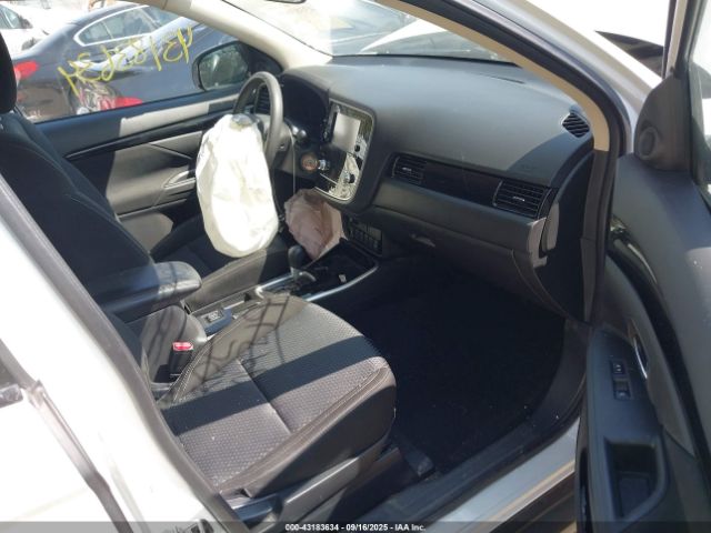 2020 MITSUBISHI OUTLANDER JA4AD2A38LZ042195 Photo 4