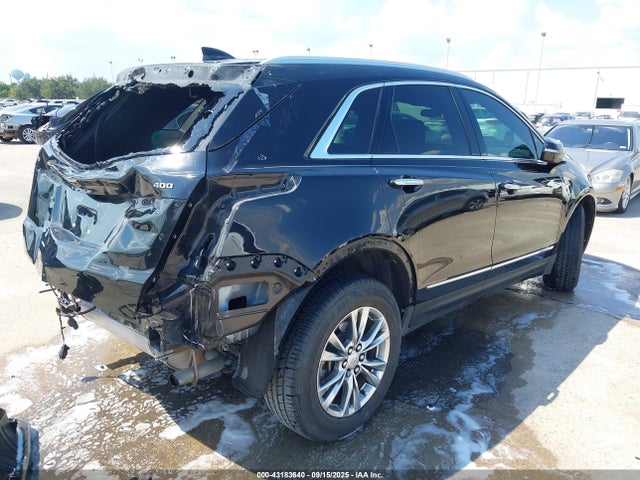 2020 CADILLAC XT5 1GYKNCRS3LZ227497 Photo 3