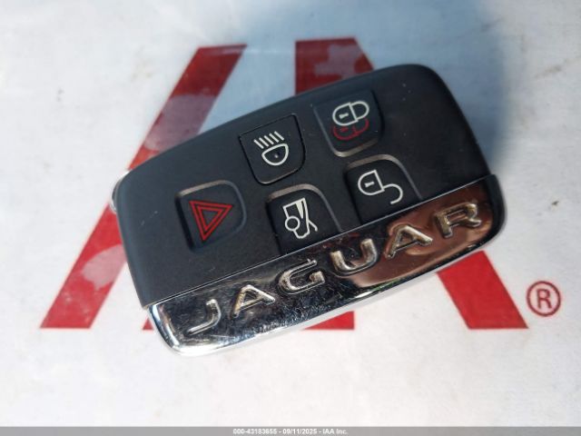 2018 JAGUAR F-TYPE SAJDF1FVXJCK47908 Photo 10