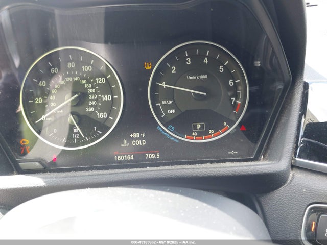 2016 BMW X1 WBXHT3C30G5E48257 Photo 6