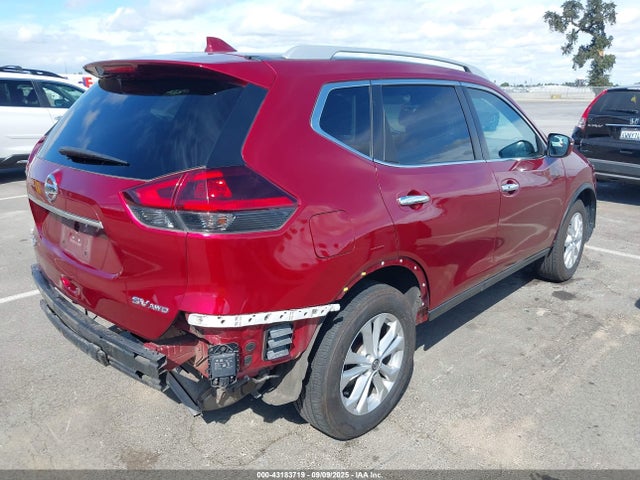 5N1AT2MV3JC768256 Nissan Rogue