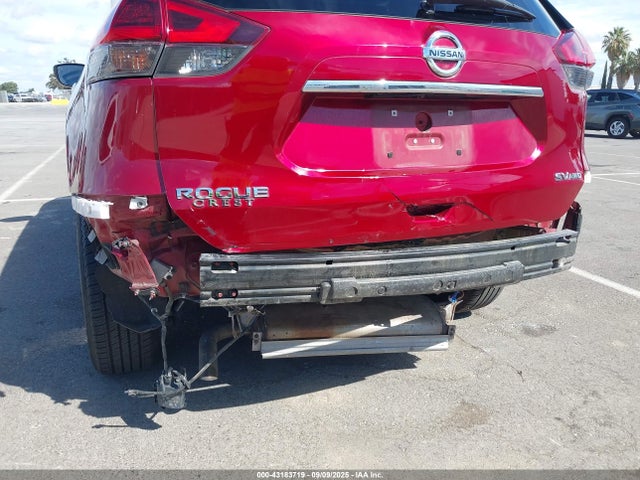5N1AT2MV3JC768256 Nissan Rogue