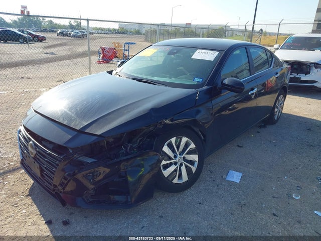 Nissan 2023 2023 1N4BL4BVXPN395467 Image 2