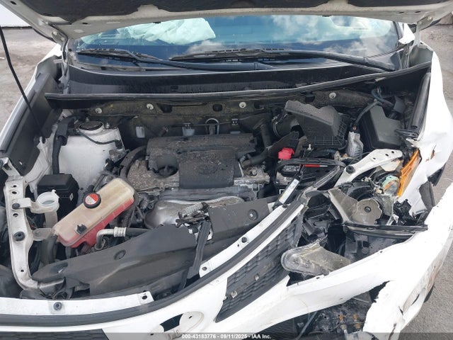 Toyota RAV4 LE 2015 JTMZFREV2FD074424 Image 10
