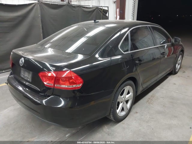 1VWAS7A34FC090158 Volkswagen Passat