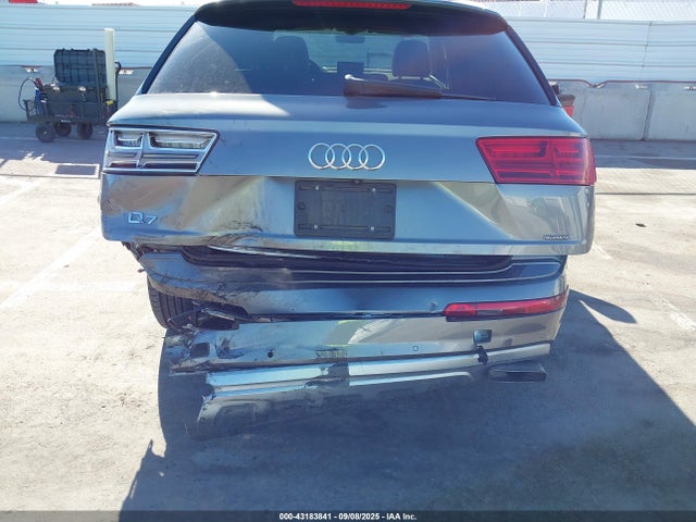 2017 AUDI Q7 WA1LHAF7XHD046093 Photo 5