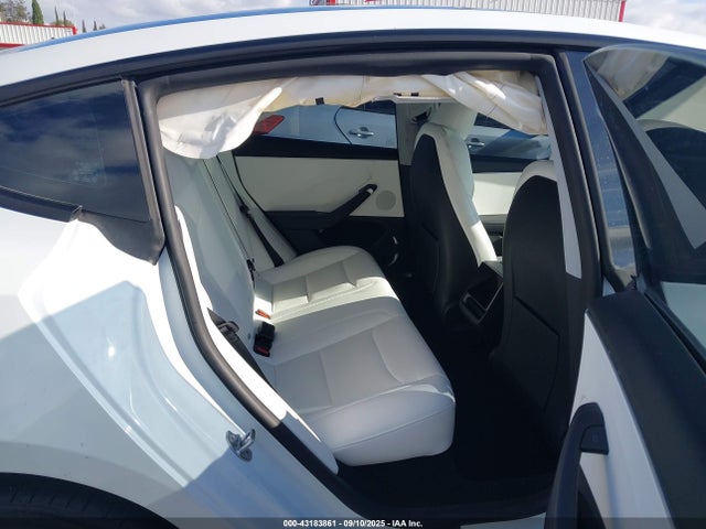 2025 TESLA MODEL 3 5YJ3E1EA6SF905210 Photo 7