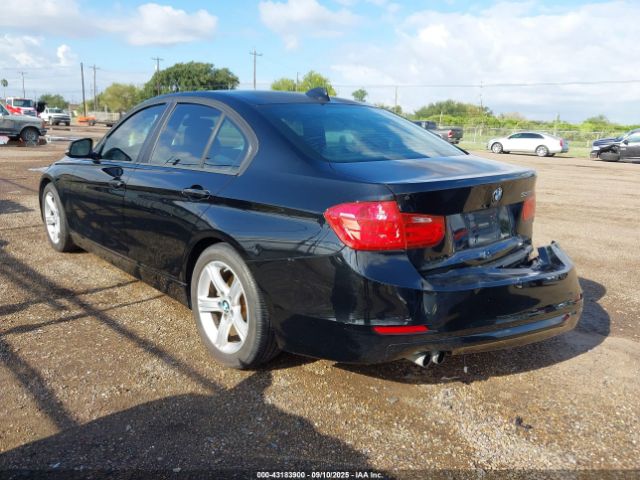 2012 BMW 328I WBA3A5G51CNP16046 Photo 2